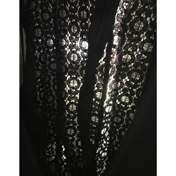 Finn & Clover romper‎ size small - Picture 6 of 6